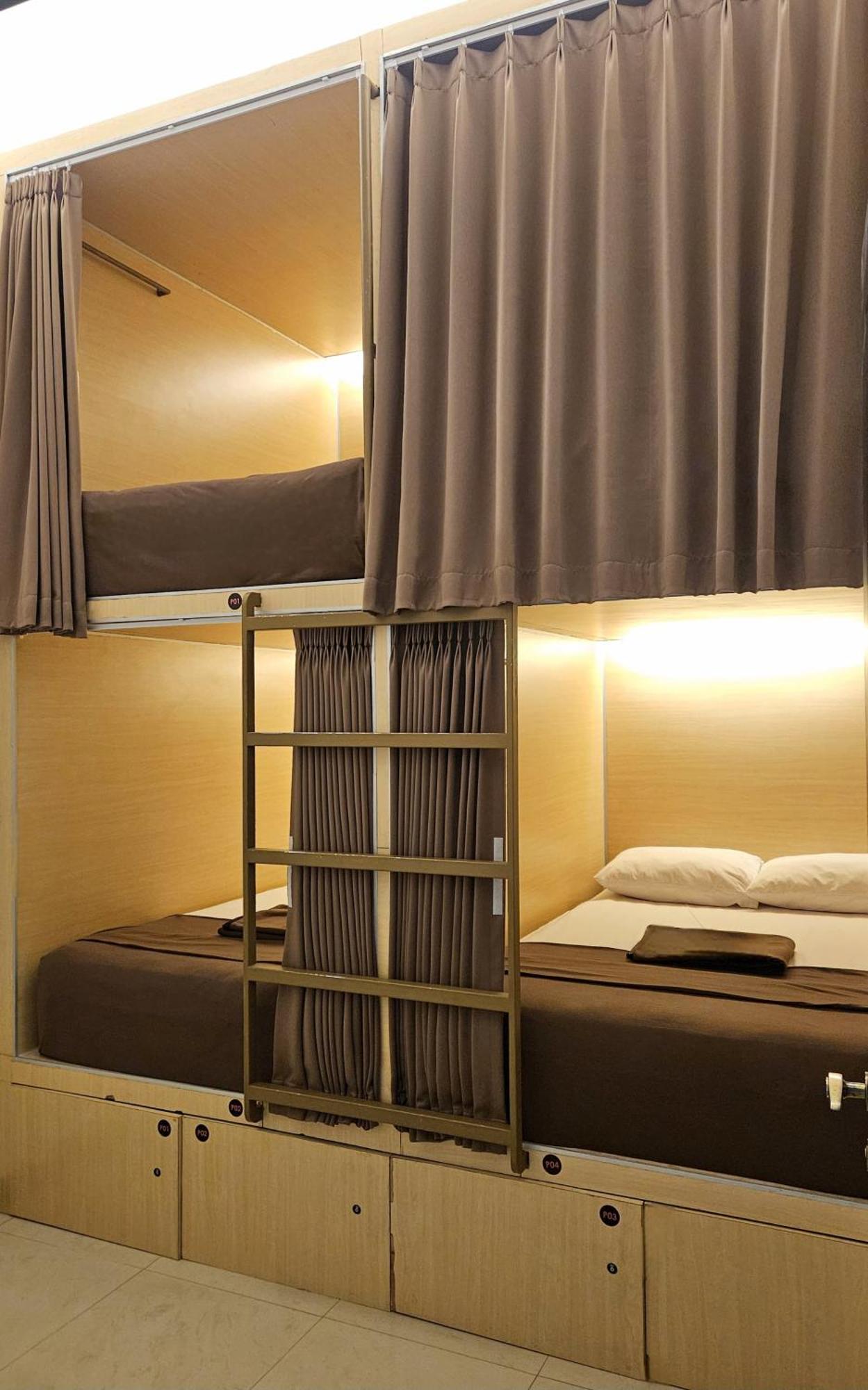Fora Capsule Hostel Tuban Kuta Lombok Eksteriør billede